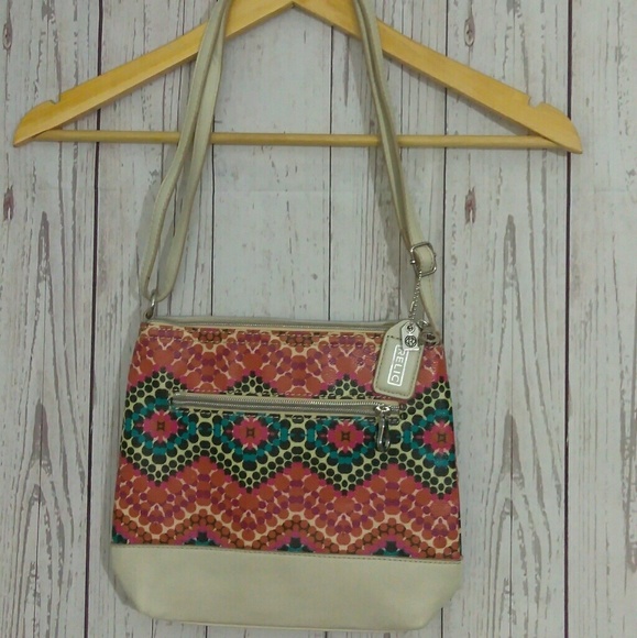 RelicSmall Chevron purse - Picture 6 of 6